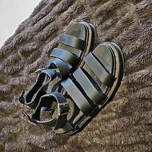 Dr.Martens Blaire Sandals